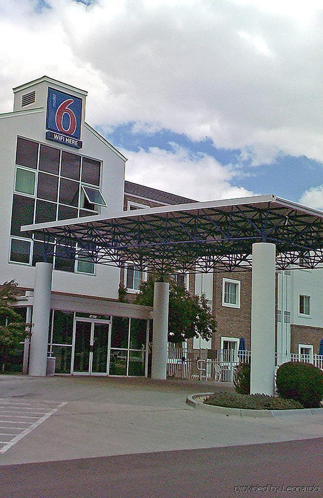 Park Inn By Radisson, Aurora Exterior photo